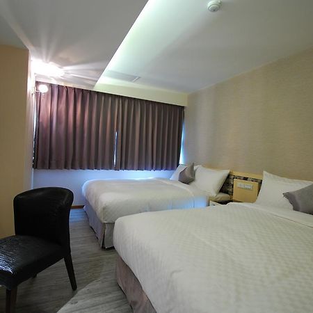 欣欣旅店 Taipei Exterior foto